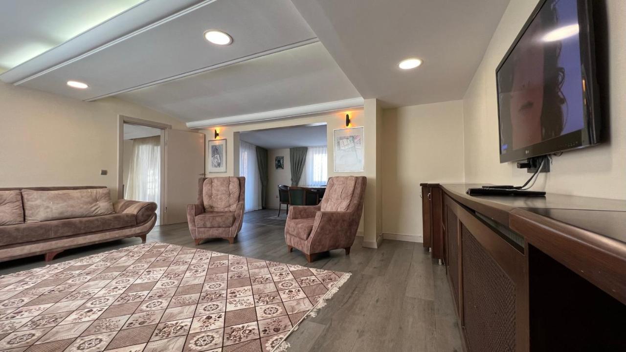 Appartement 200 m2 muhteşem çatı katı, roof à Istambul Extérieur photo