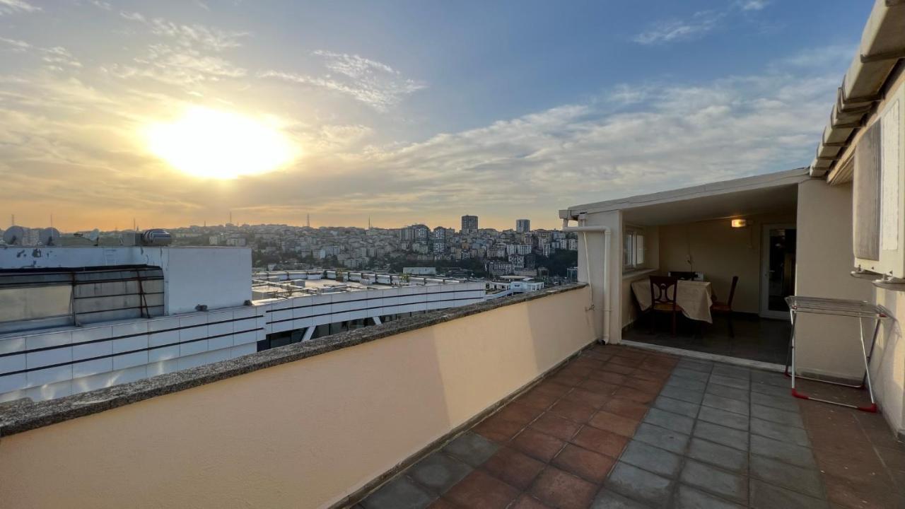 Appartement 200 m2 muhteşem çatı katı, roof à Istambul Extérieur photo