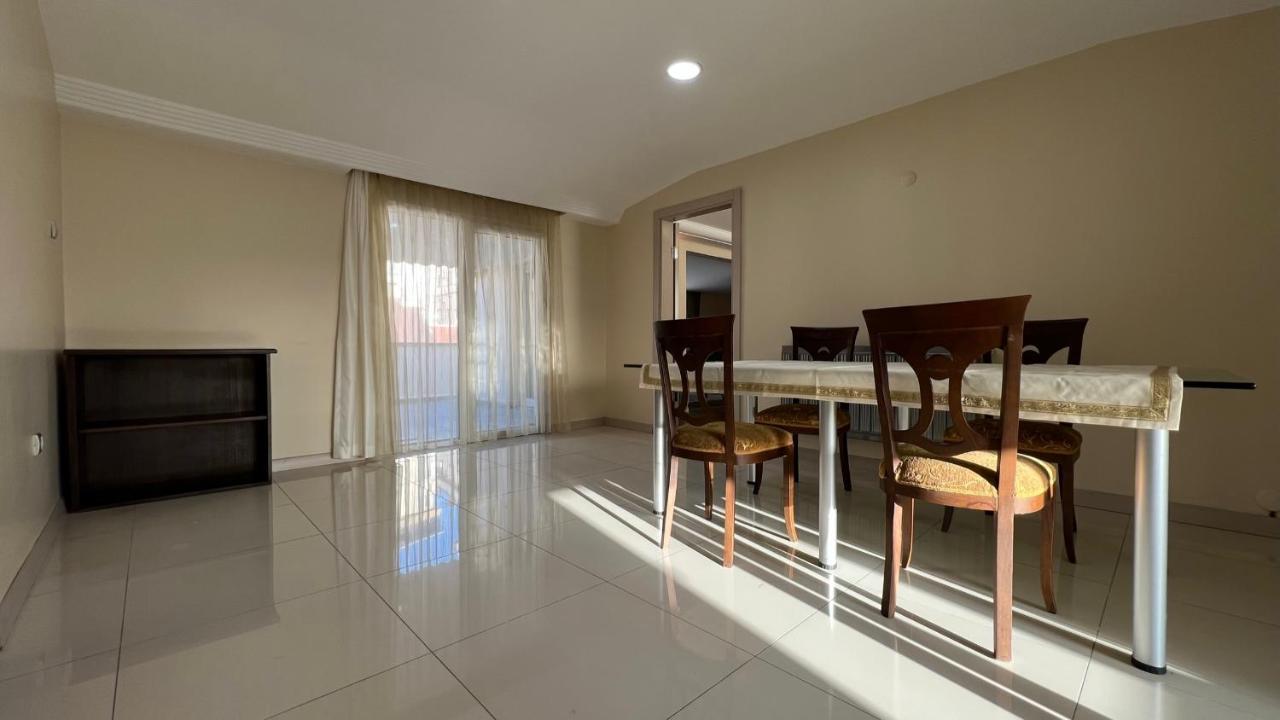 Appartement 200 m2 muhteşem çatı katı, roof à Istambul Extérieur photo