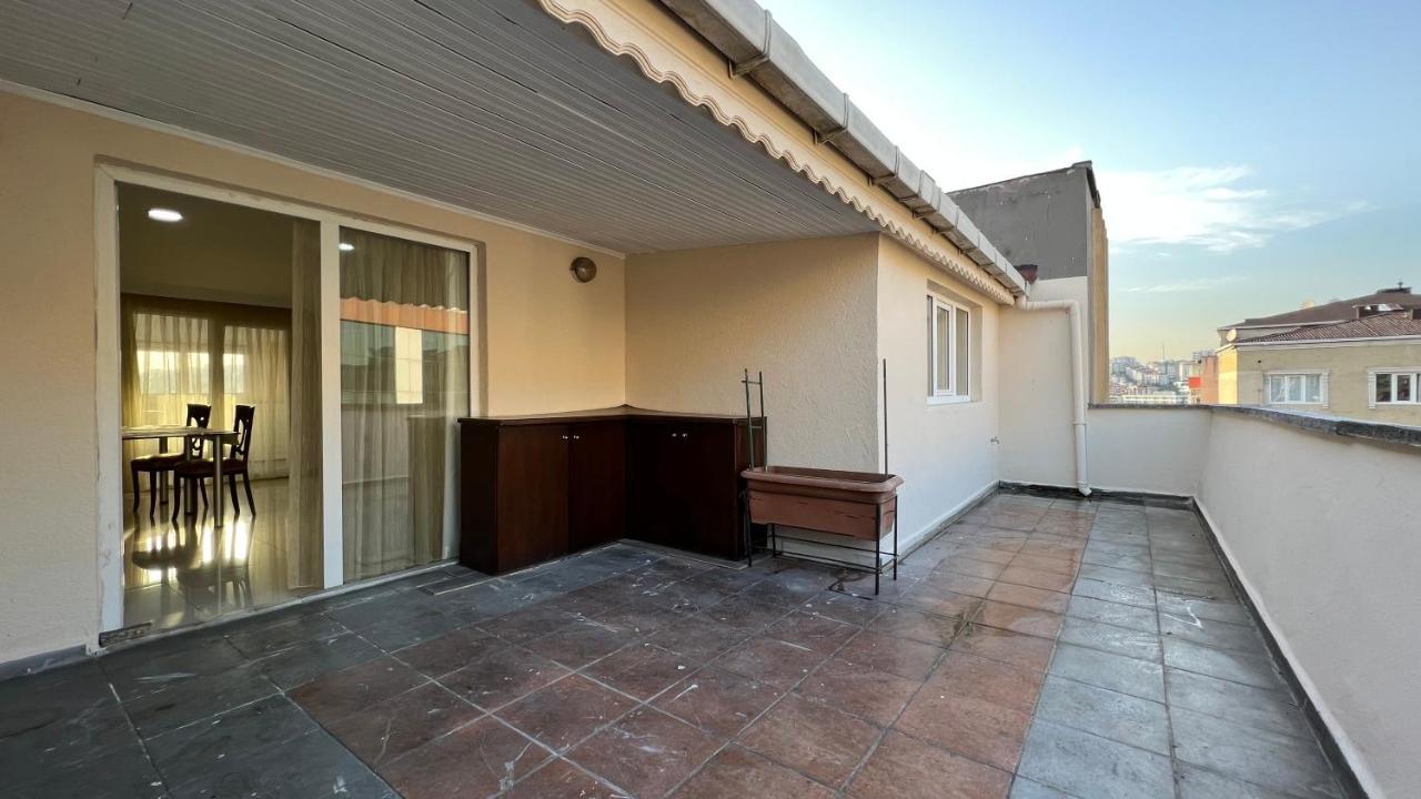 Appartement 200 m2 muhteşem çatı katı, roof à Istambul Extérieur photo
